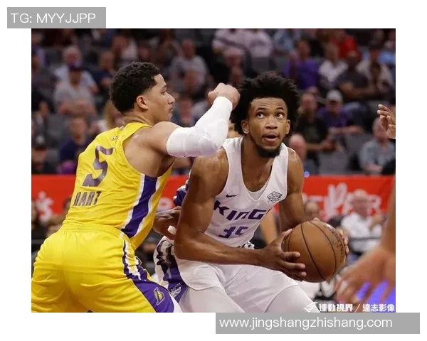 卡梅隆约翰逊的篮球之路与职业生涯的辉煌成就分析 卡梅隆约翰逊的篮球之路与职业生涯的辉煌成就分析