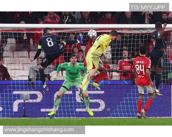 希腊人足球队挑战皇马展现实力与激情的巅峰对决