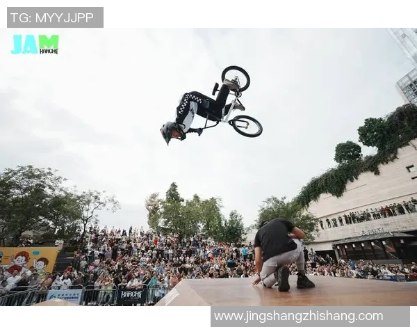 重庆滑板队的成长之路：极限运动世界杯背后的奋斗与梦想