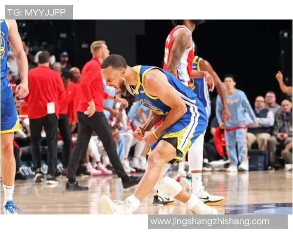 勇士与开拓者激战四月之夜回顾精彩瞬间与关键时刻分析